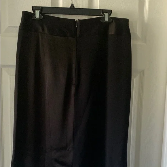 Elegant Black Skirt